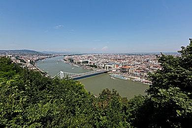 《史诗战争模拟器2》Steam正式发售 特别好评玩法更夸张